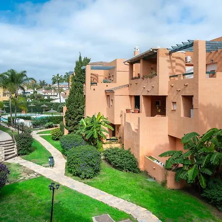Fantastico Atico Duplex En Primera Linea De Golf Апартаменты