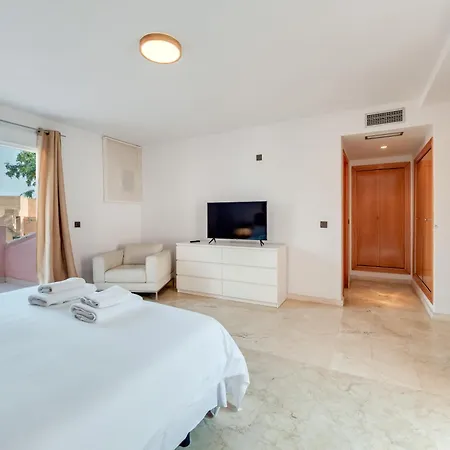 شقة Fantastico Atico Duplex En Primera Linea De Golf ماربيا