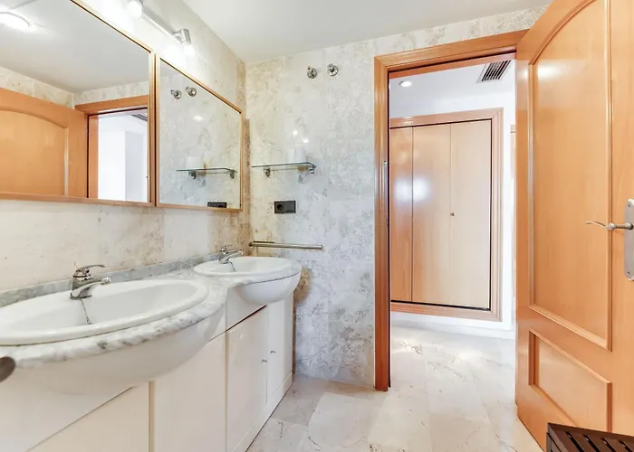شقة Fantastico Atico Duplex En Primera Linea De Golf ماربيا